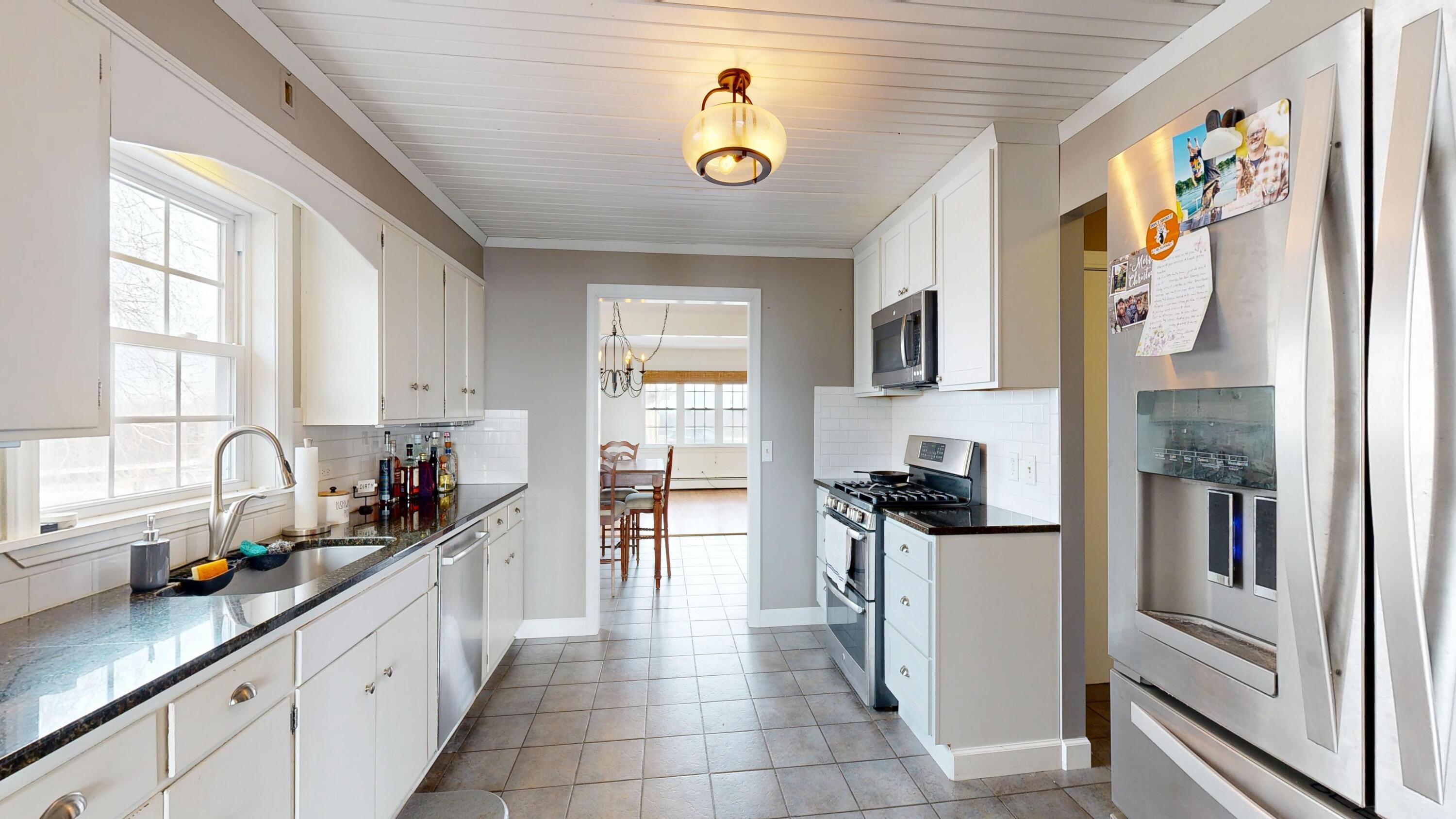 16433 Highway 27 Utica, WI 54628 - Photo 5 of 59 Kitchen