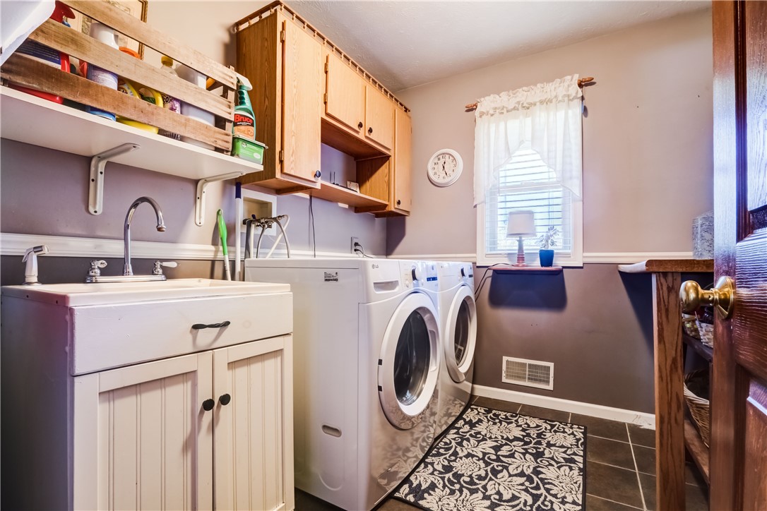 3100 Wesley Road West Bloomfield, NY 14469 - Photo 15 of 46