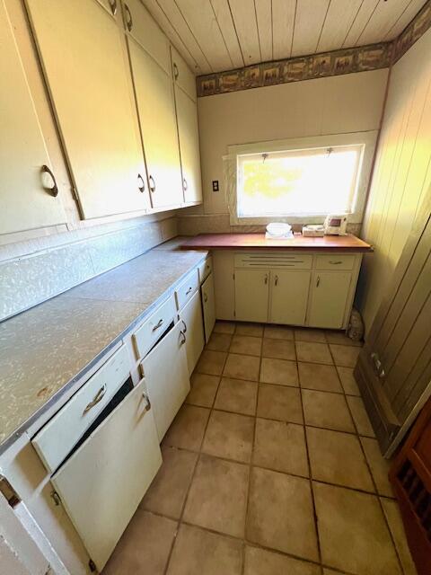 6757 North Greenville Road Lakeview, MI 48850 - Photo 23 of 41 IMG_5149