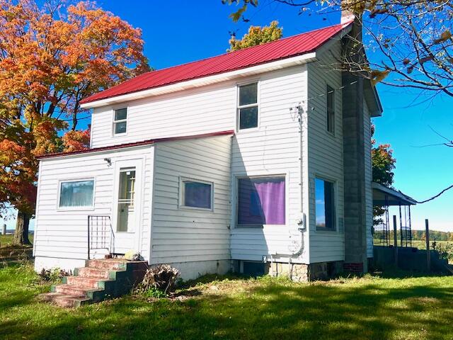6757 North Greenville Road Lakeview, MI 48850 - Photo 7 of 41 IMG_5125