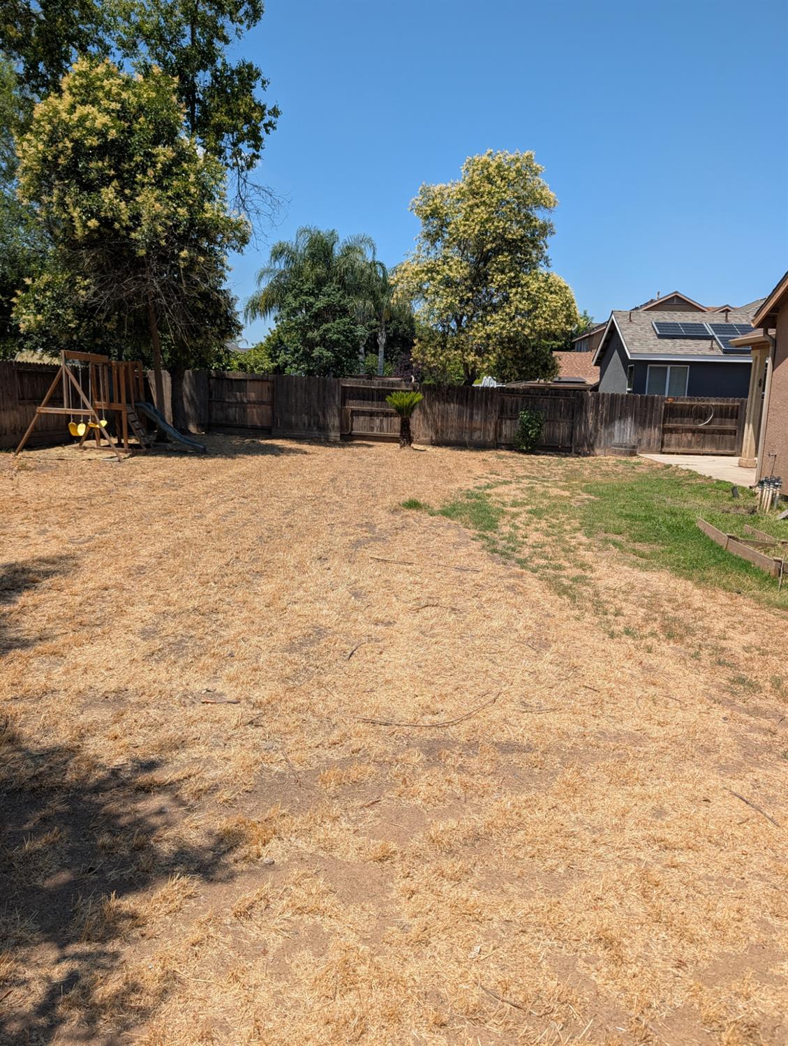 645 Sierra Avenue Reedley, CA 93654 - Photo 19 of 20
