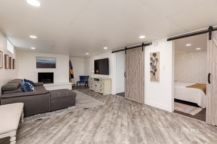 931 1st Street Elko, NV 89801 - Photo 3 of 39