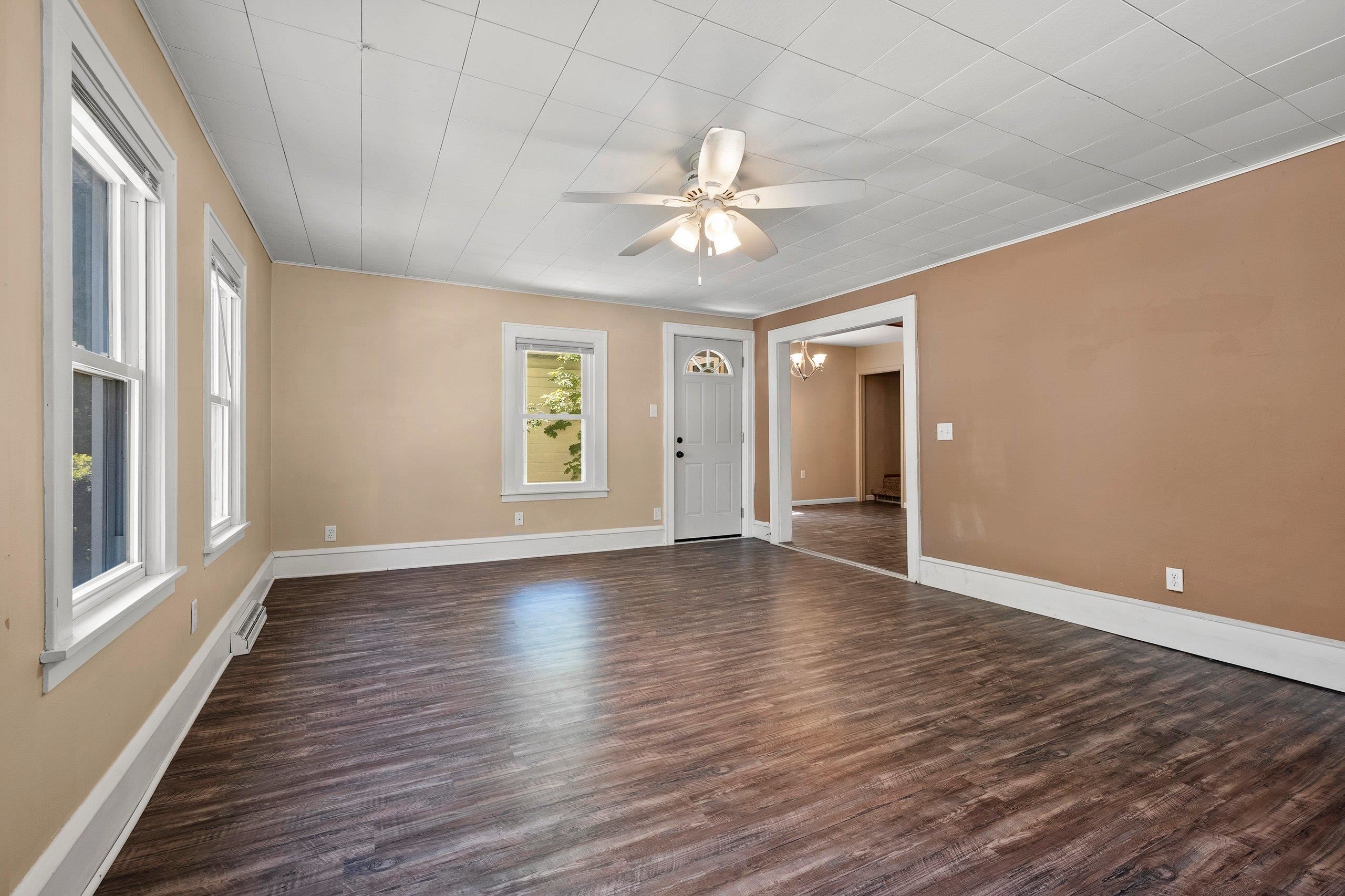 719 North Fair Street Appleton, WI 54911 - Photo 5 of 51