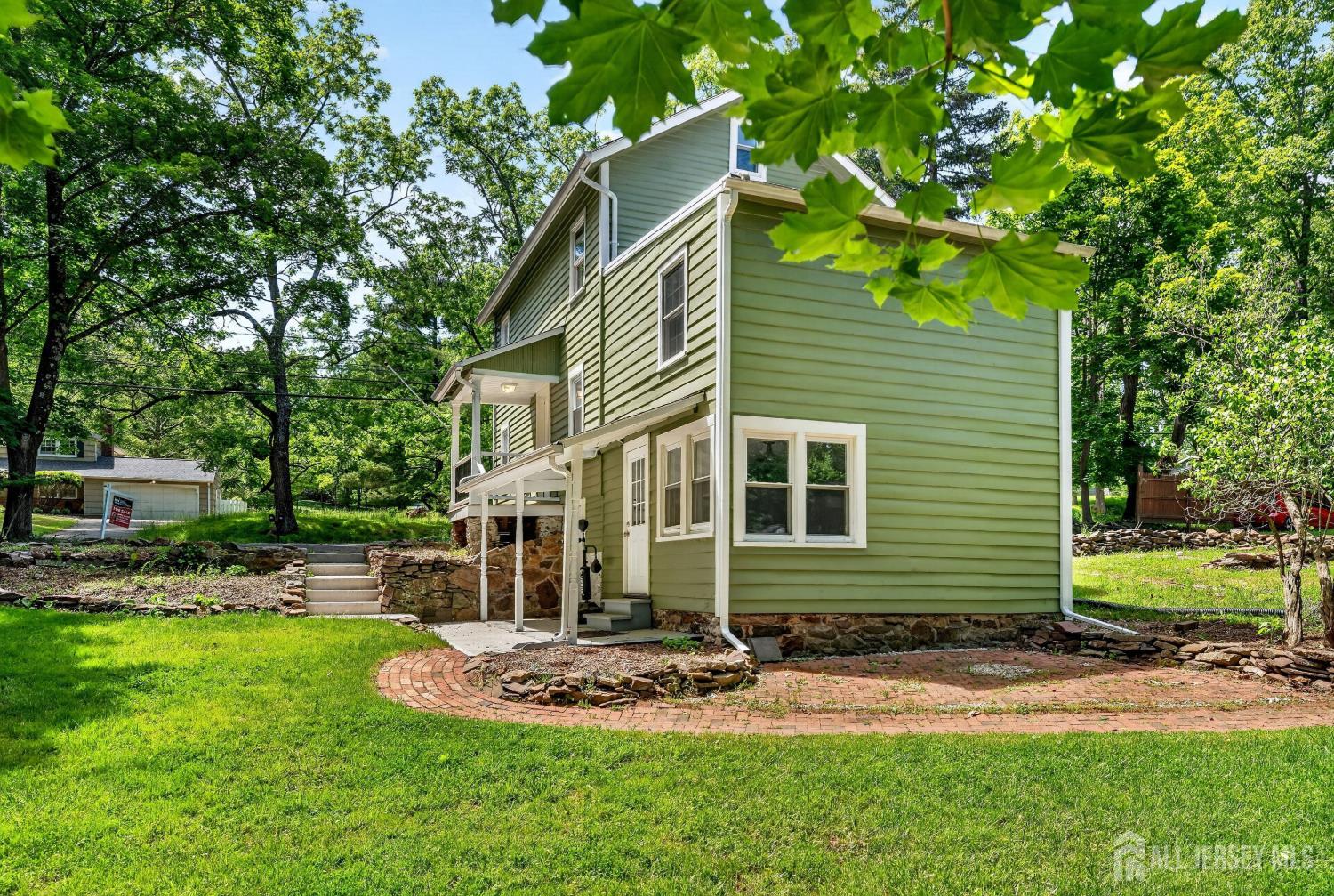 28 Old Clinton Road Flemington, NJ 08822 - Photo 2 of 37