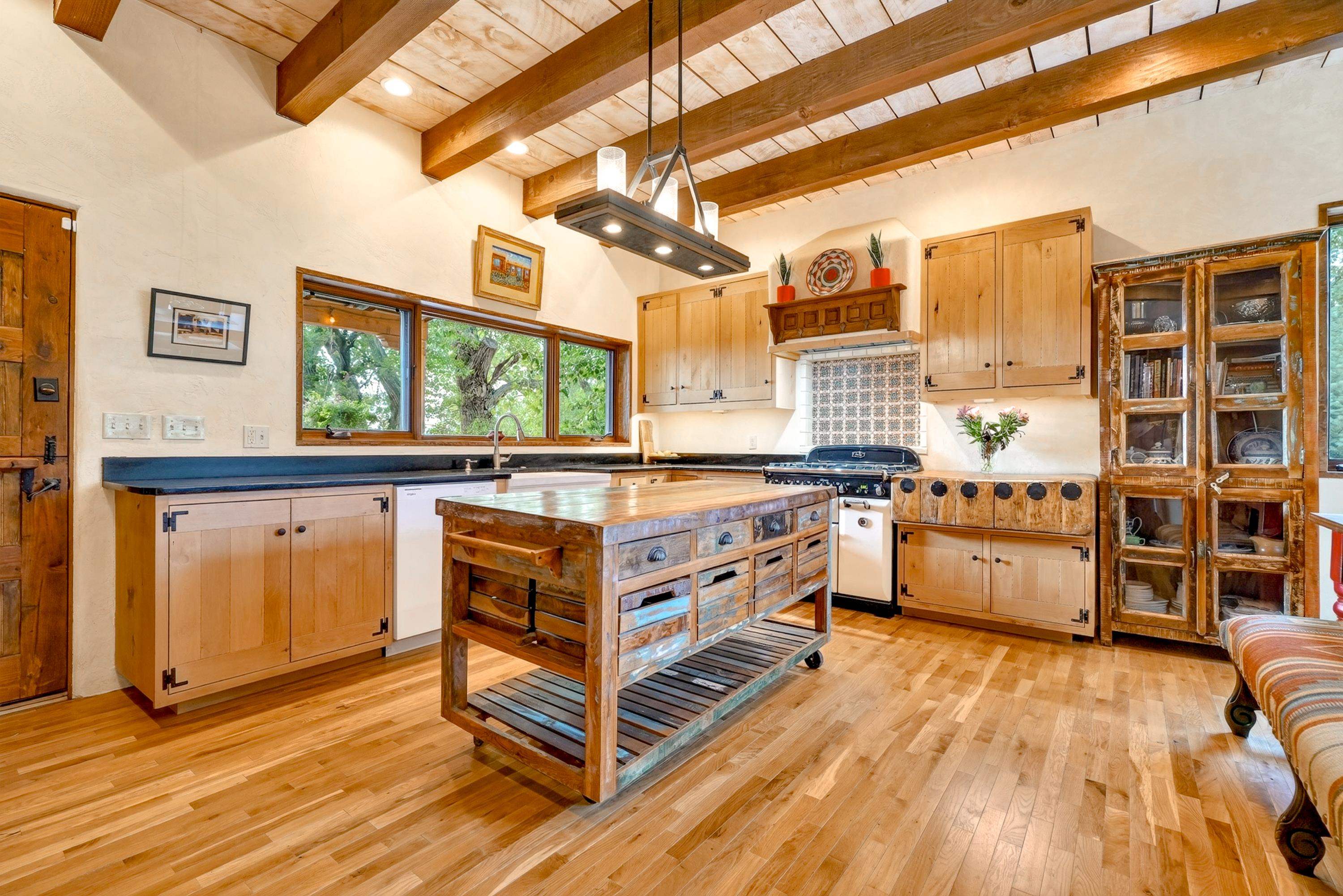 504 Piedmont Road Taos, NM 87571 - Photo 15 of 50 Gallery Image 15