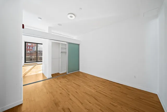 $4,900 | 346 Congress Street, Unit 609, Boston, MA 02210