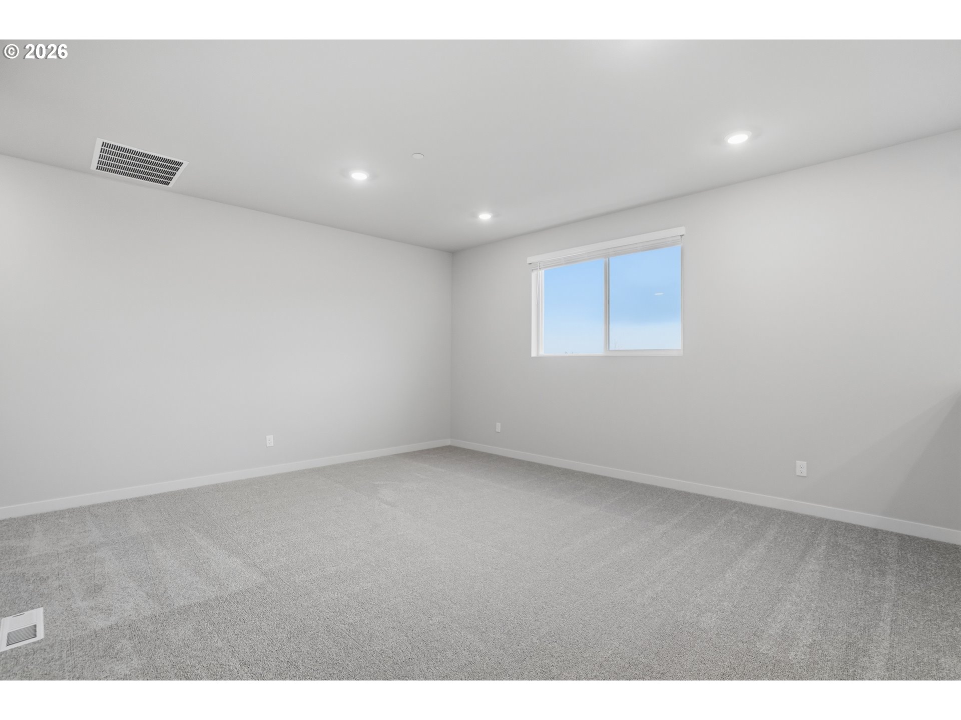 5514 North 88th Avenue Camas, WA 98607 - Photo 13 of 17 a view of an empty room