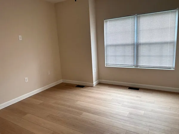 $189,900 | 3818 Thornhill Circle, Unit 3818, Champaign, IL 61822