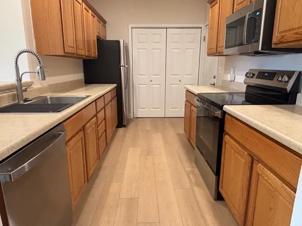 $189,900 | 3818 Thornhill Circle, Unit 3818, Champaign, IL 61822