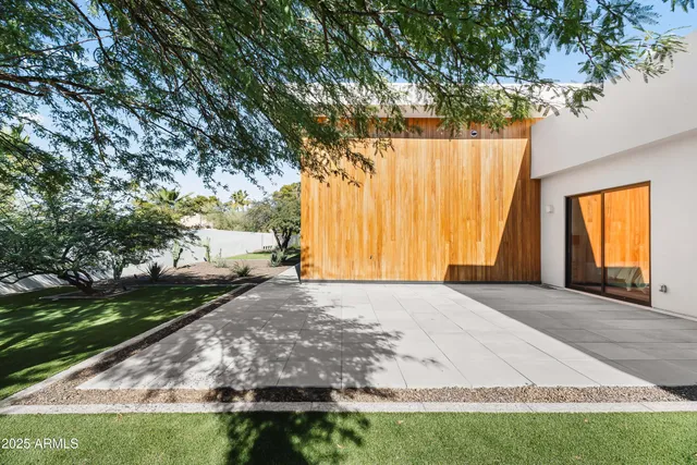 $4,000,000 | 5156 North 45th Place, Phoenix, AZ 85018