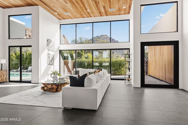 $4,000,000 | 5156 North 45th Place, Phoenix, AZ 85018