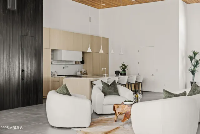 $4,000,000 | 5156 North 45th Place, Phoenix, AZ 85018