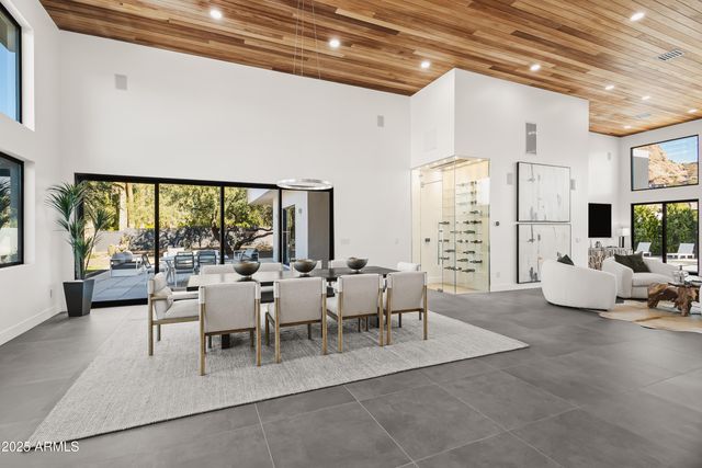 $4,000,000 | 5156 North 45th Place, Phoenix, AZ 85018