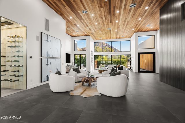 $4,000,000 | 5156 North 45th Place, Phoenix, AZ 85018