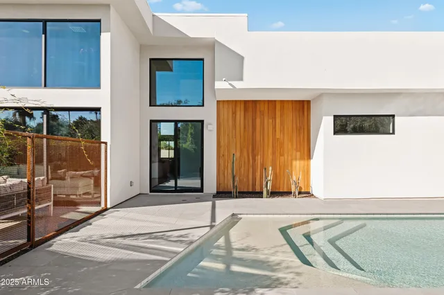 $4,000,000 | 5156 North 45th Place, Phoenix, AZ 85018