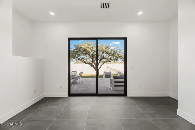 $4,000,000 | 5156 North 45th Place, Phoenix, AZ 85018