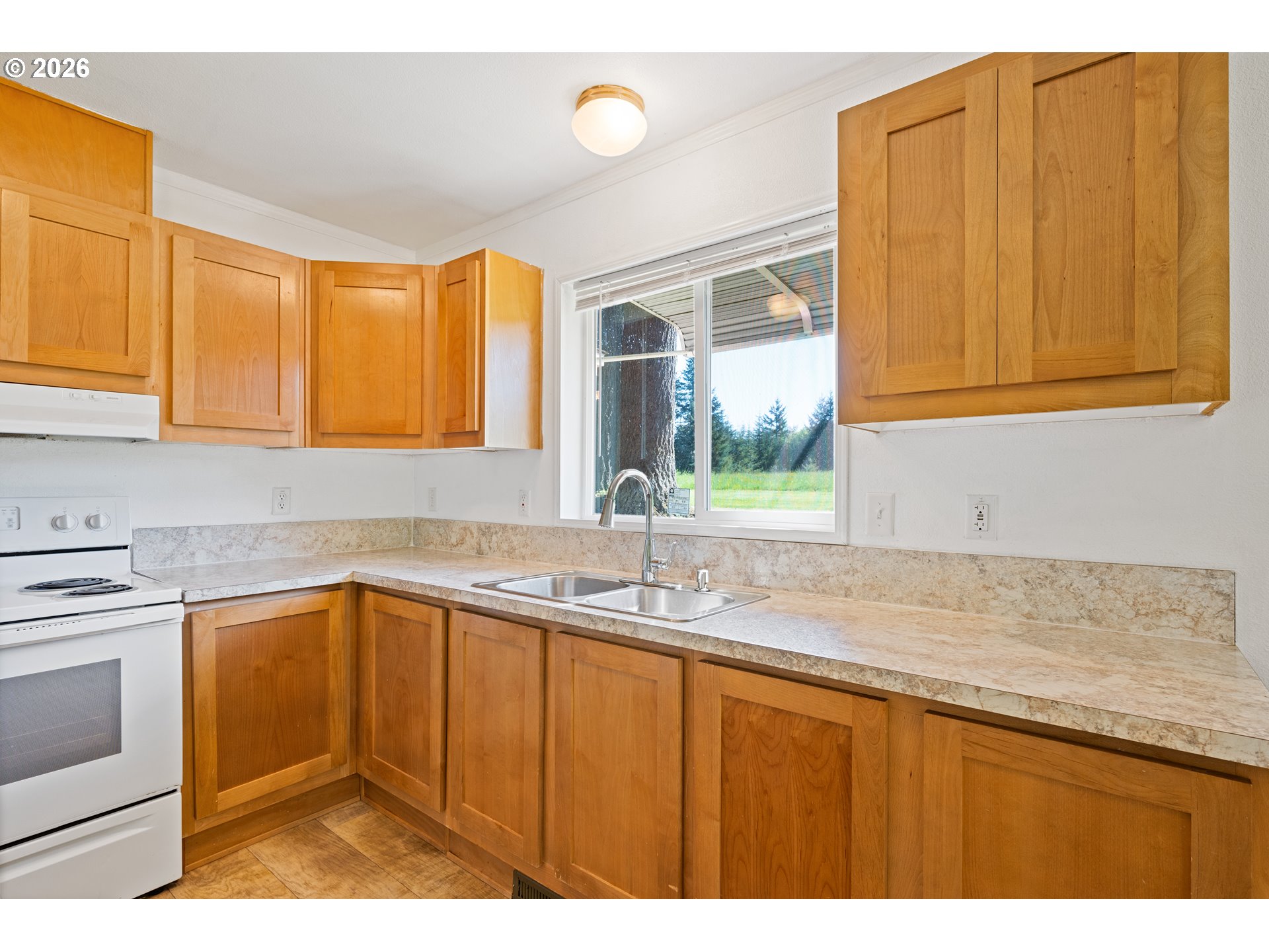 26977 Hammond Road Rainier, OR 97048 - Photo 8 of 32
