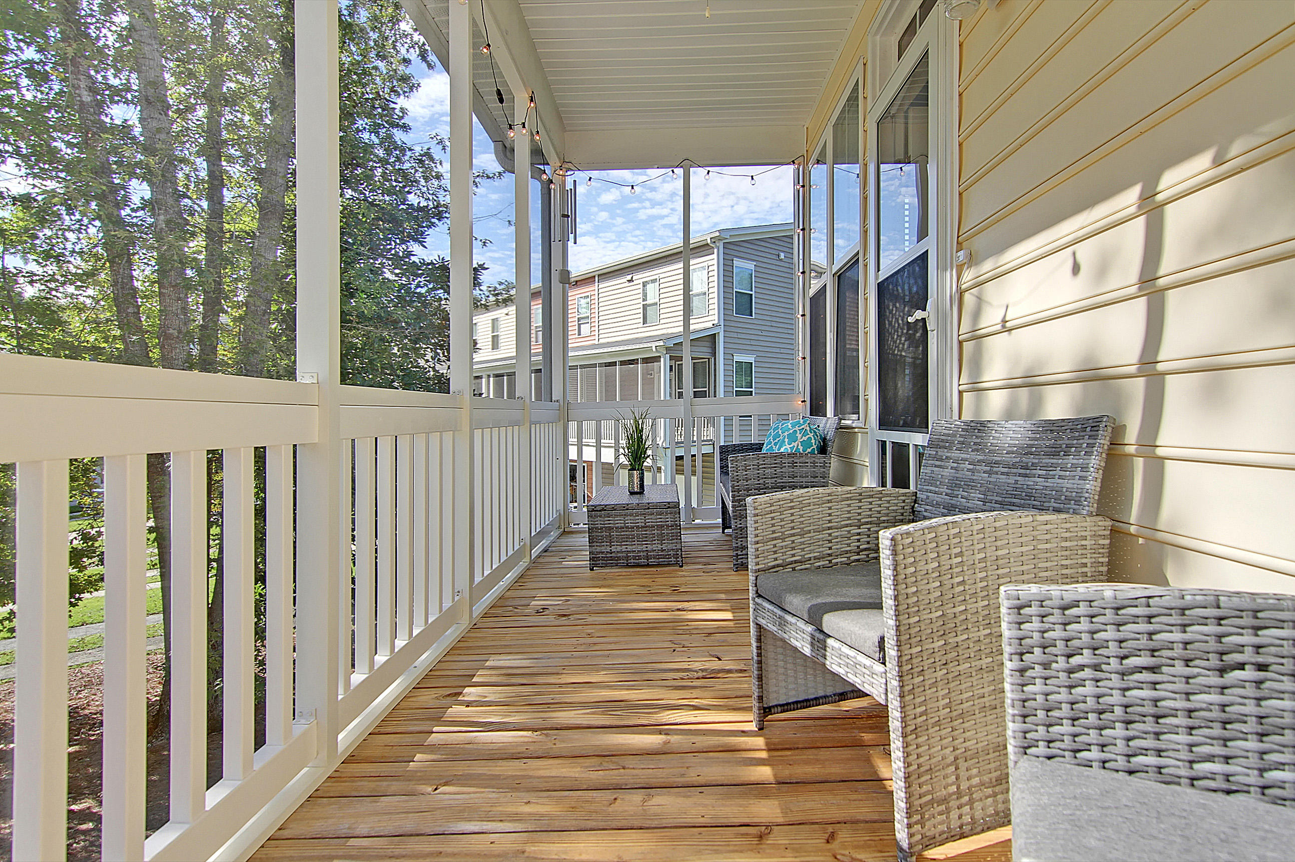 1475 Roustabout Way Charleston, SC 29414 - Photo 11 of 45 Have an Evening Cocktail!