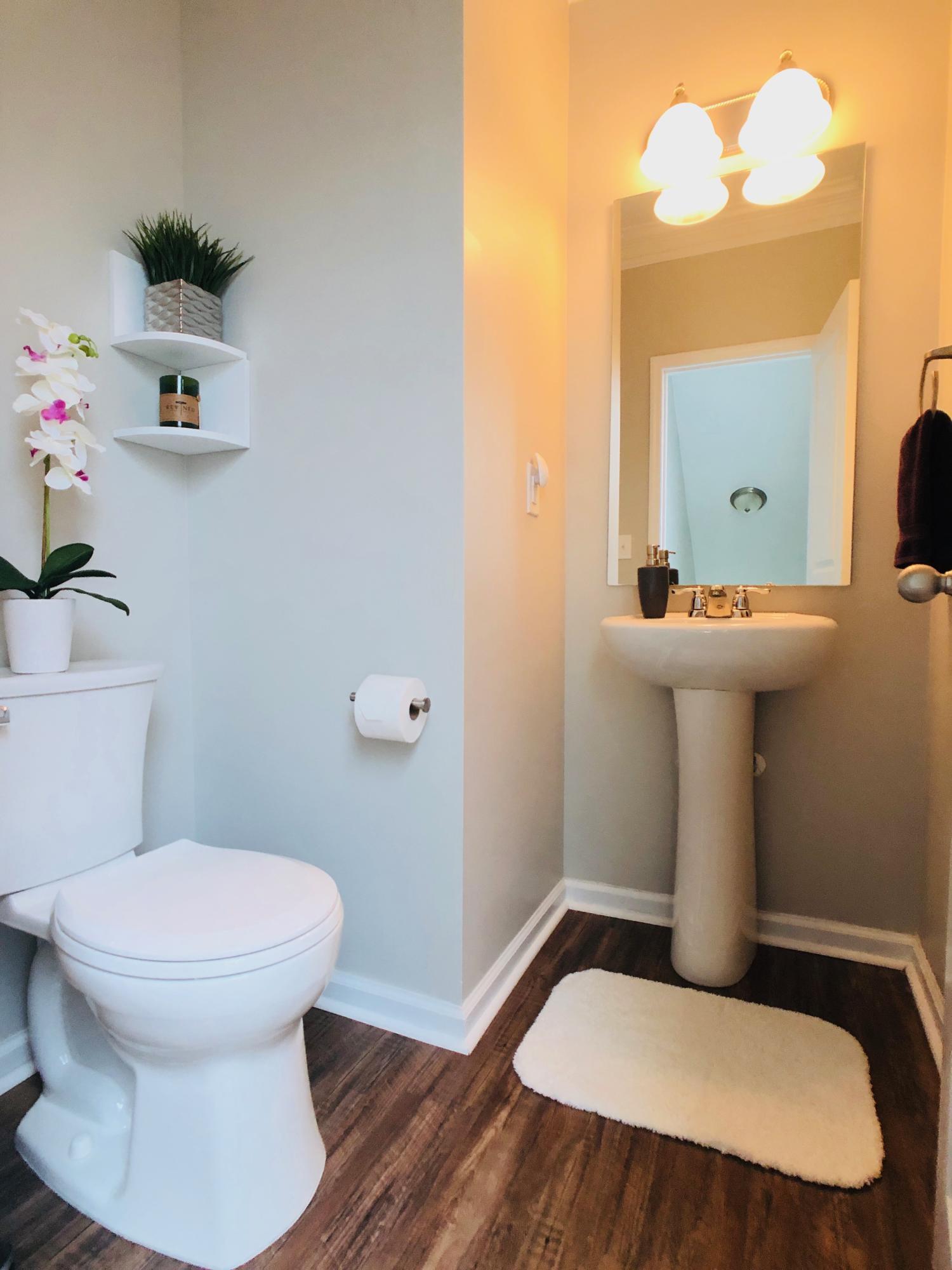 1475 Roustabout Way Charleston, SC 29414 - Photo 18 of 45 Guest Bath - 2nd Floor