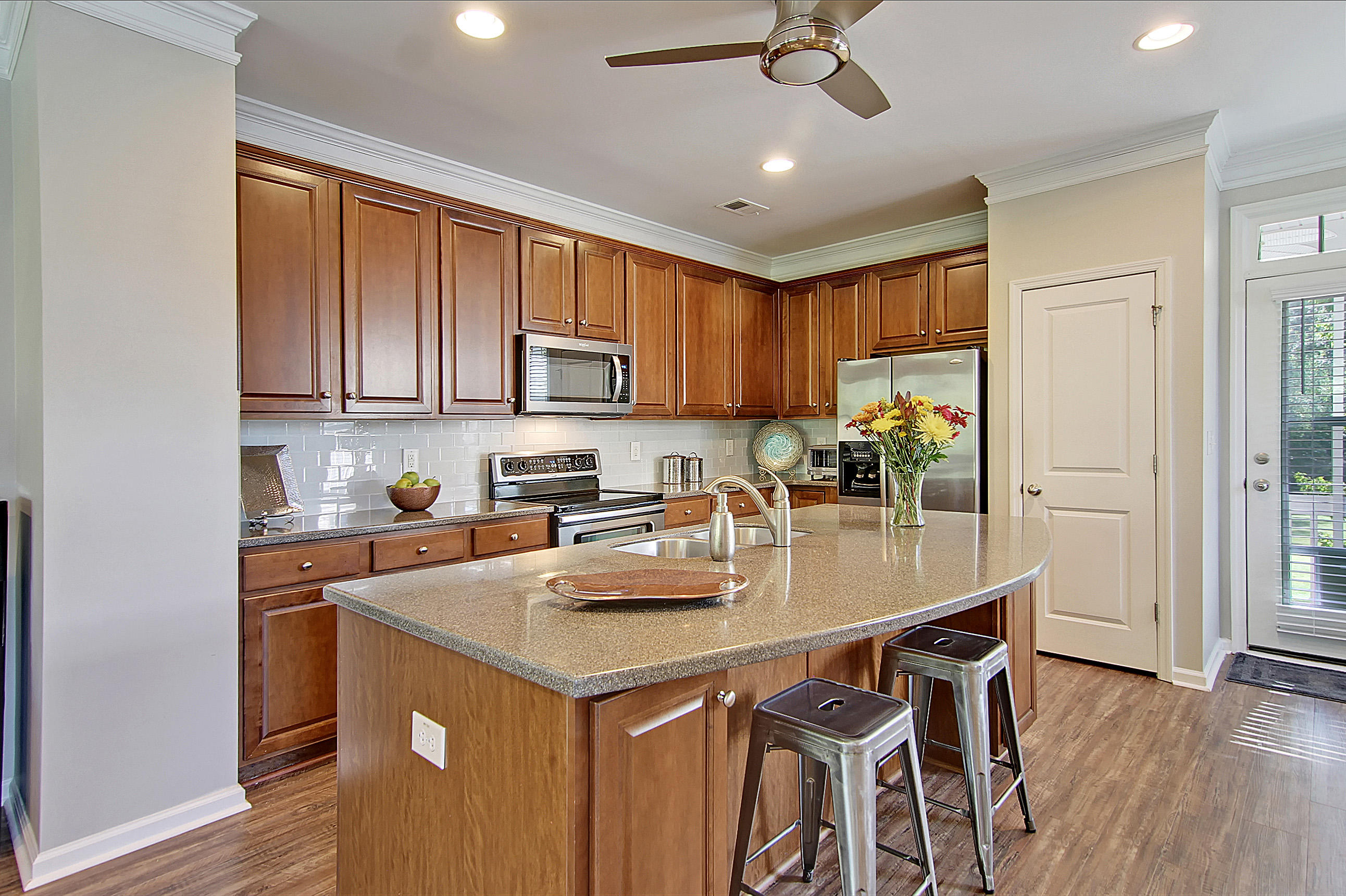 1475 Roustabout Way Charleston, SC 29414 - Photo 5 of 45 Spacious Island!