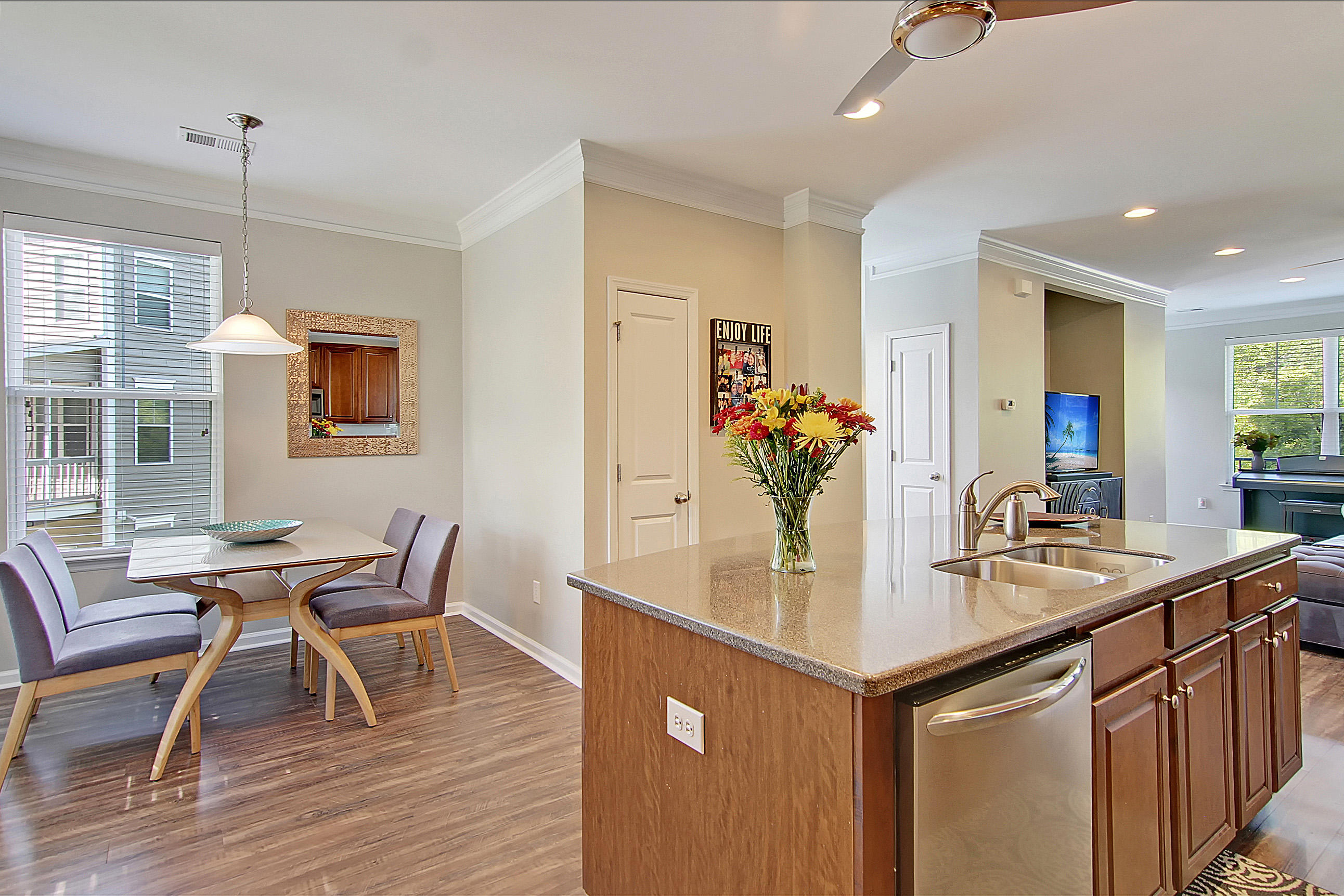 1475 Roustabout Way Charleston, SC 29414 - Photo 8 of 45 Easy to Serve Guests!