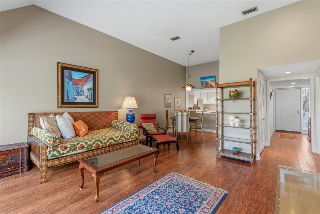 658 North Golf Villa Road St. Simons Island, GA 31522 - Photo 5 of 28