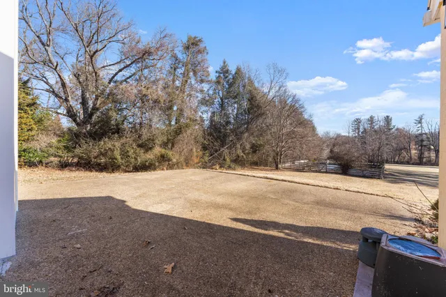 $4,895 | 901 Walker Road, Great Falls, VA 22066