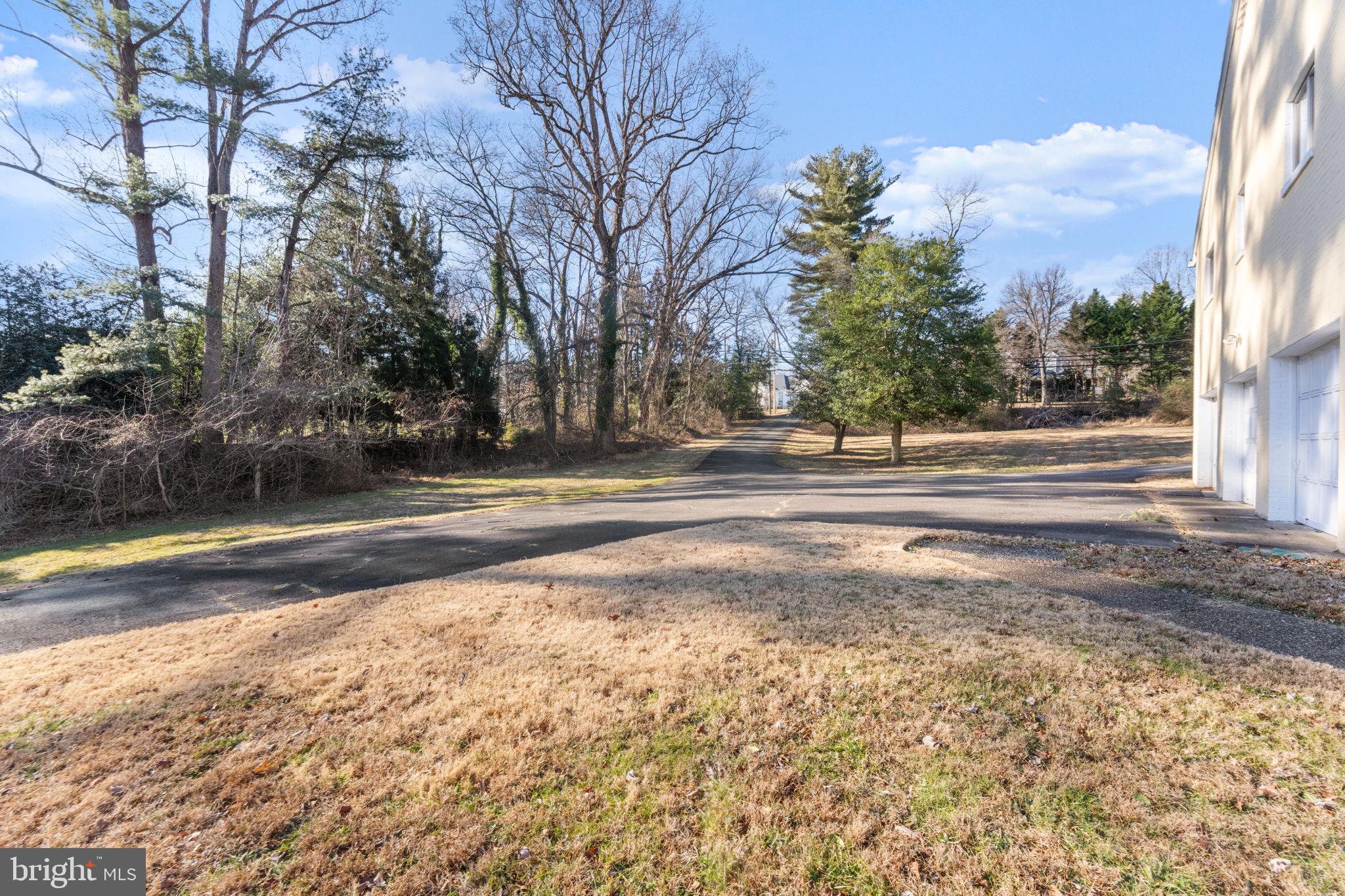 901 Walker Road Great Falls, VA 22066 - Photo 54 of 76