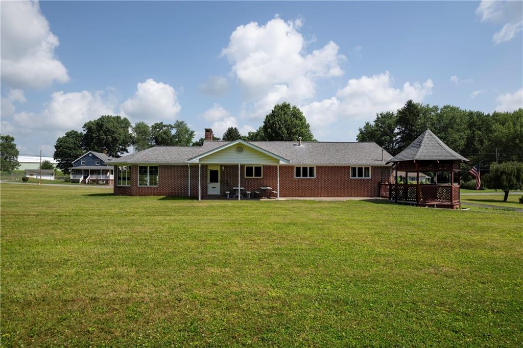 125 Fortieth Street Butler, PA 16001 - Photo 5 of 34