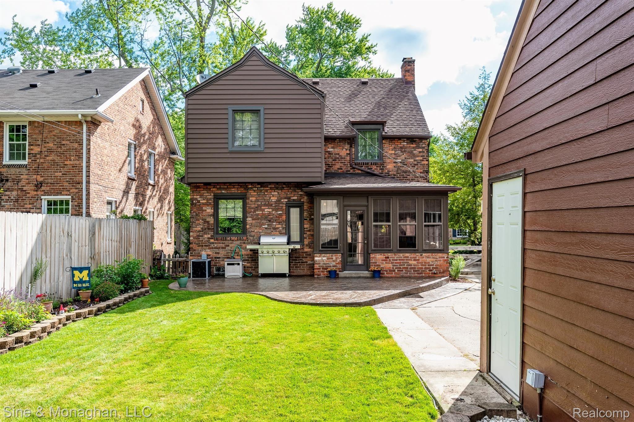271 McMillan Road Grosse Pointe, MI 48236 - Photo 34 of 40 DSC_9918.jpg