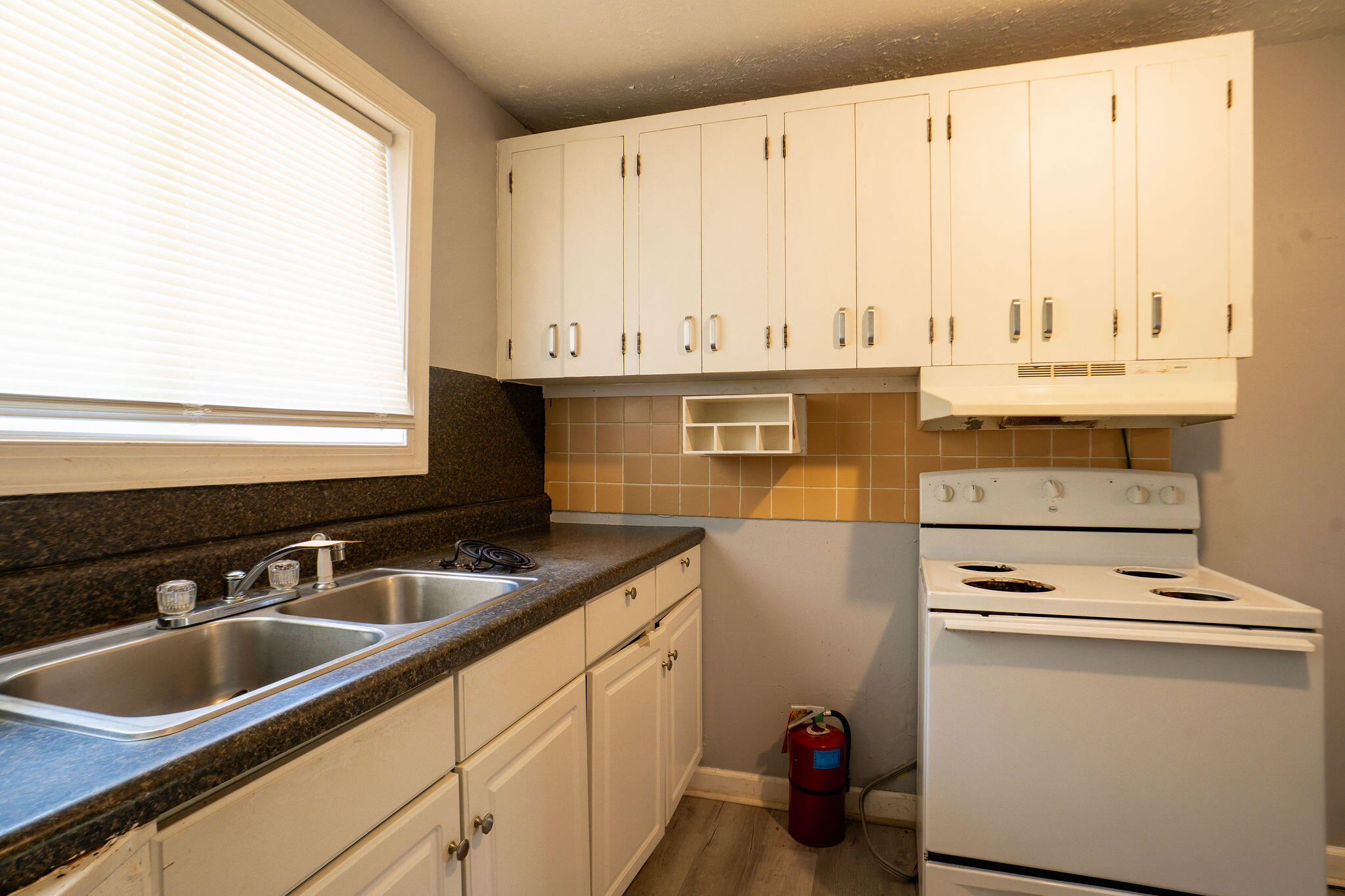 2716 Hazel Street Augusta, GA 30909 - Photo 9 of 20 DSC06800