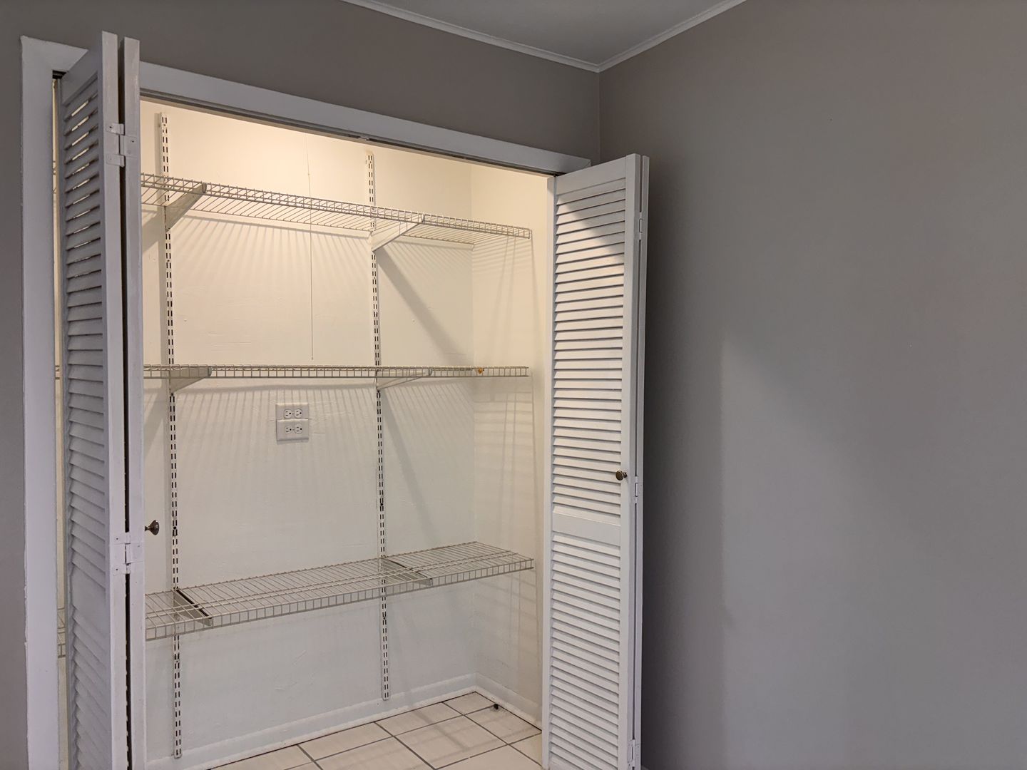 1030 Chestnut Street Deerfield, IL 60015 - Photo 14 of 33