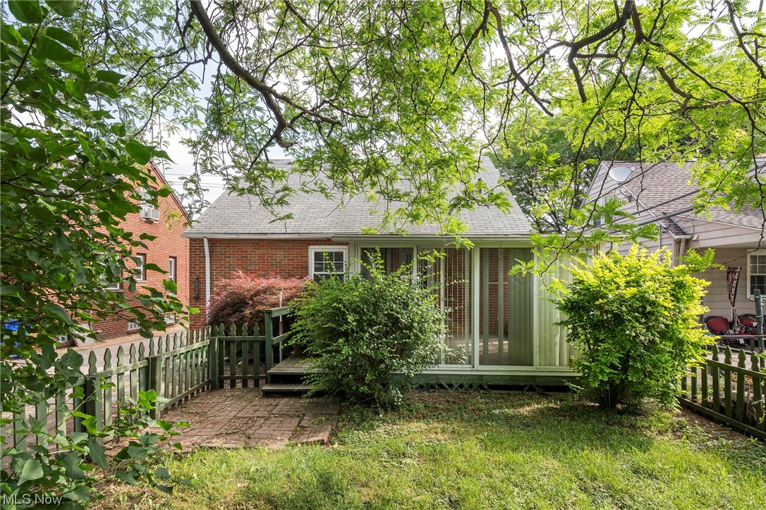 1305 West Schaaf Road Cleveland, OH 44109 - Photo 8 of 35 Gallery Image 8