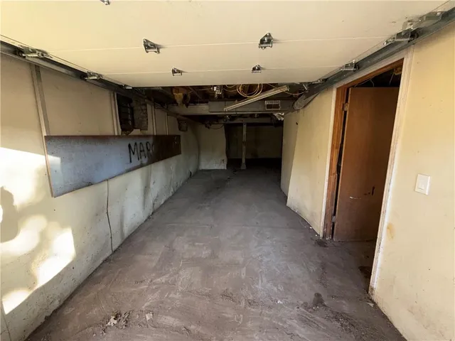 $109,900 | 2405 Stewart Avenue, Kansas City, KS 66104