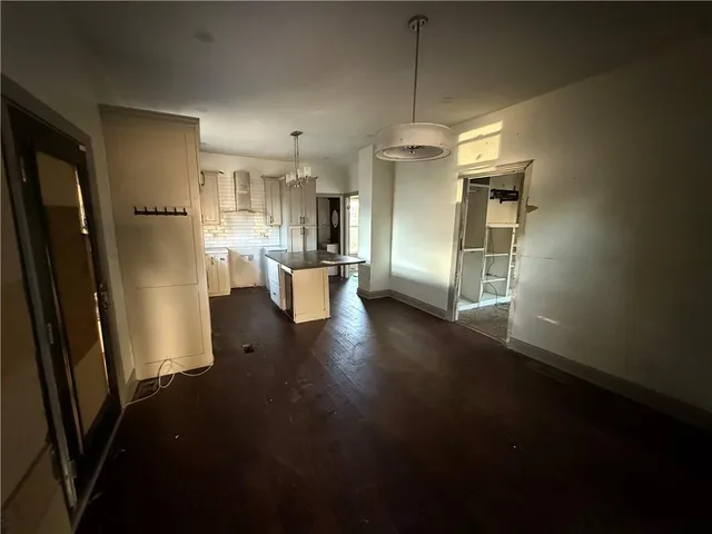 $109,900 | 2405 Stewart Avenue, Kansas City, KS 66104