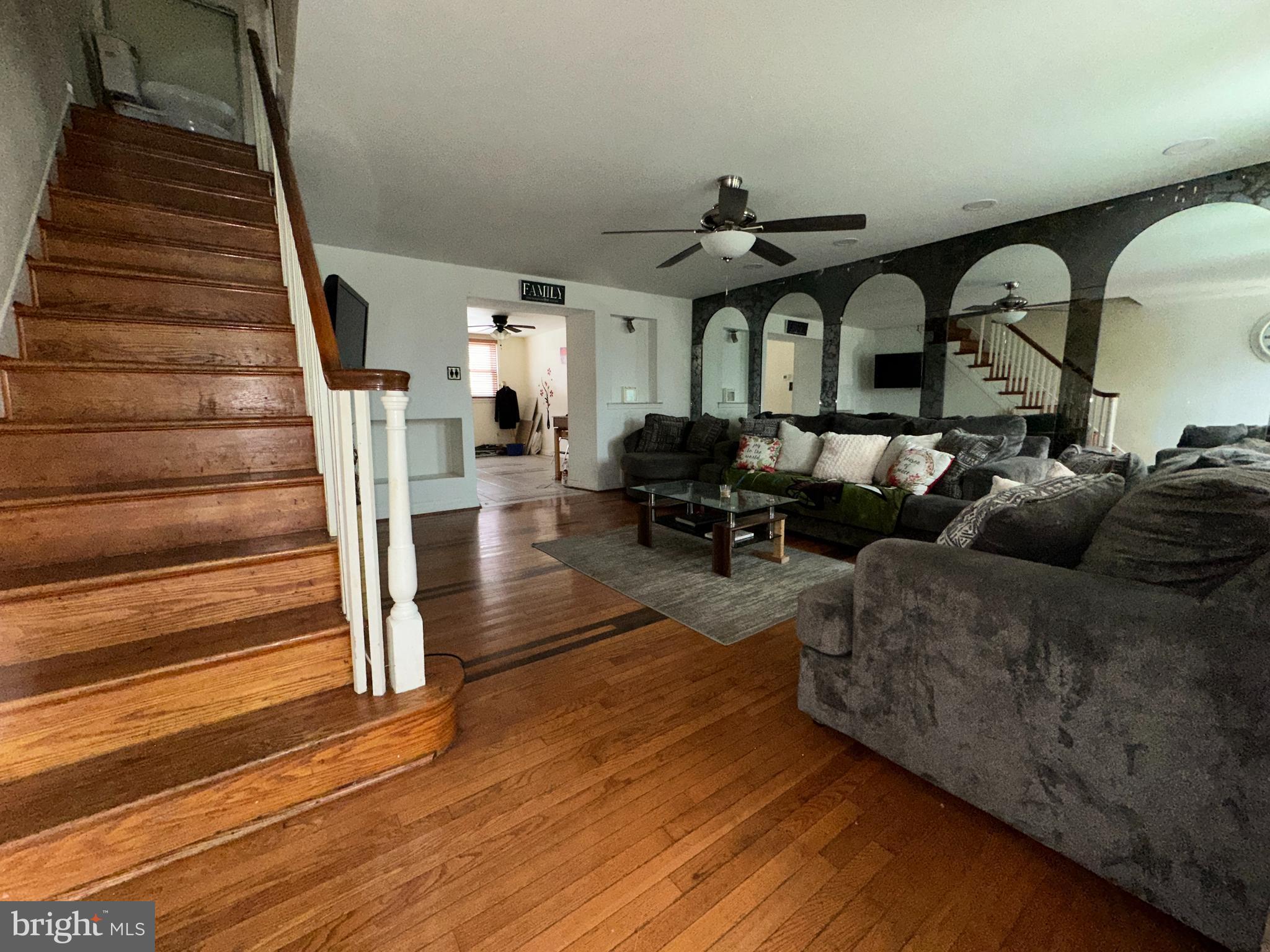 1623 Middleton Street Philadelphia, PA 19138 - Photo 4 of 26