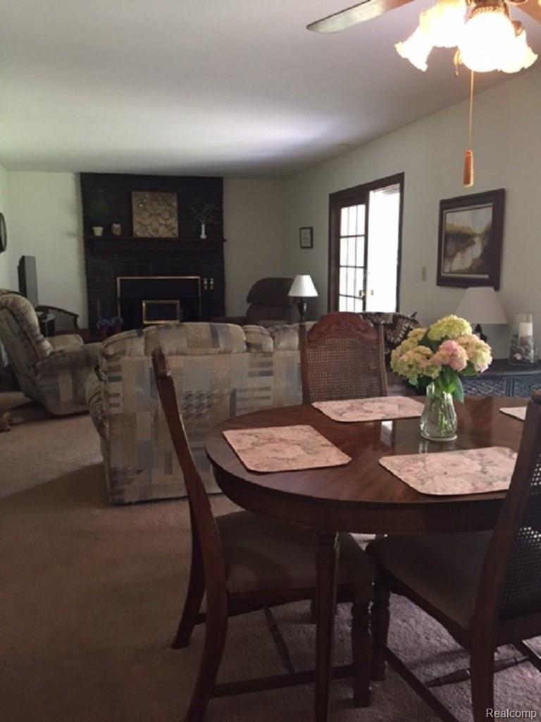 4811 Blue Bush Road Monroe, MI 48162 - Photo 17 of 26 18.JPG