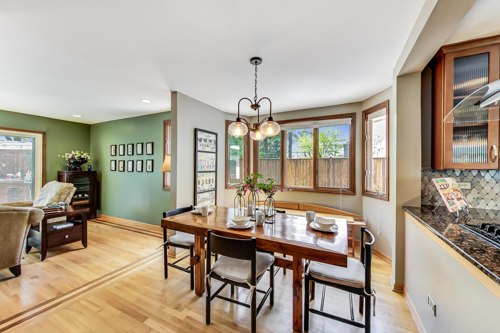 305 Dunbar Road Mundelein, IL 60060 - Photo 10 of 44 a view of a dining room with furniture window and outside view