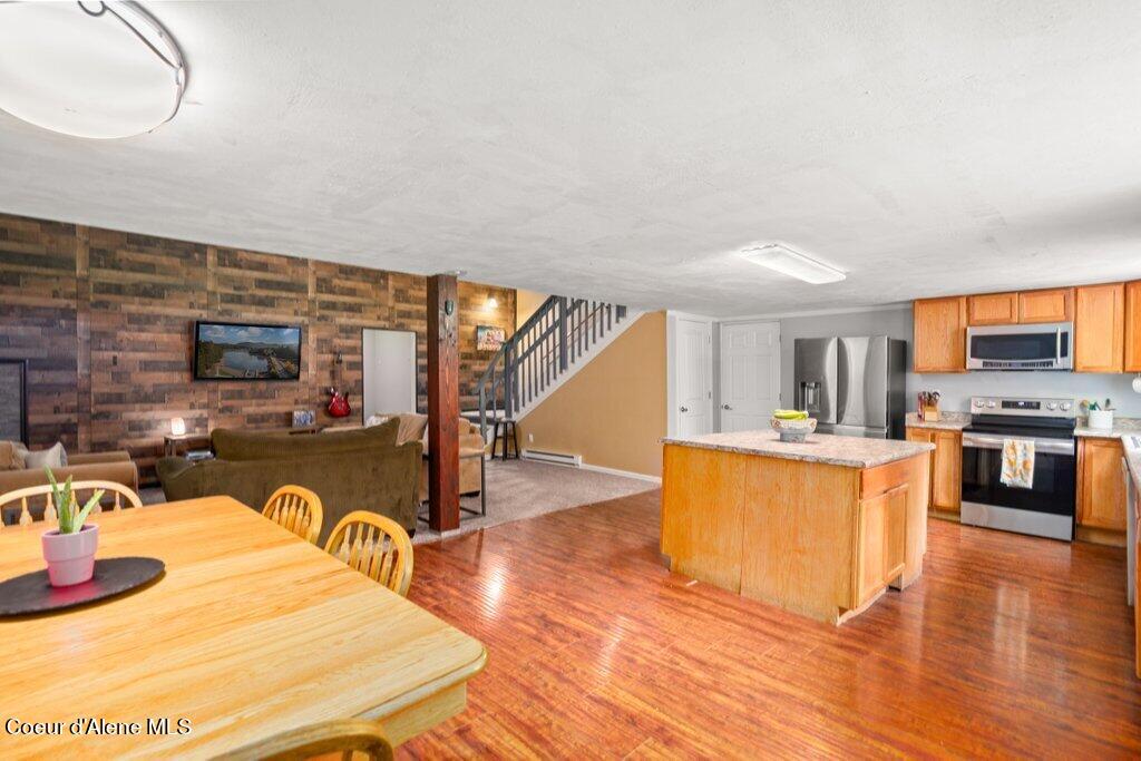 26749 North Rourke Road Spirit Lake, ID 83869 - Photo 10 of 34 Kitchen
