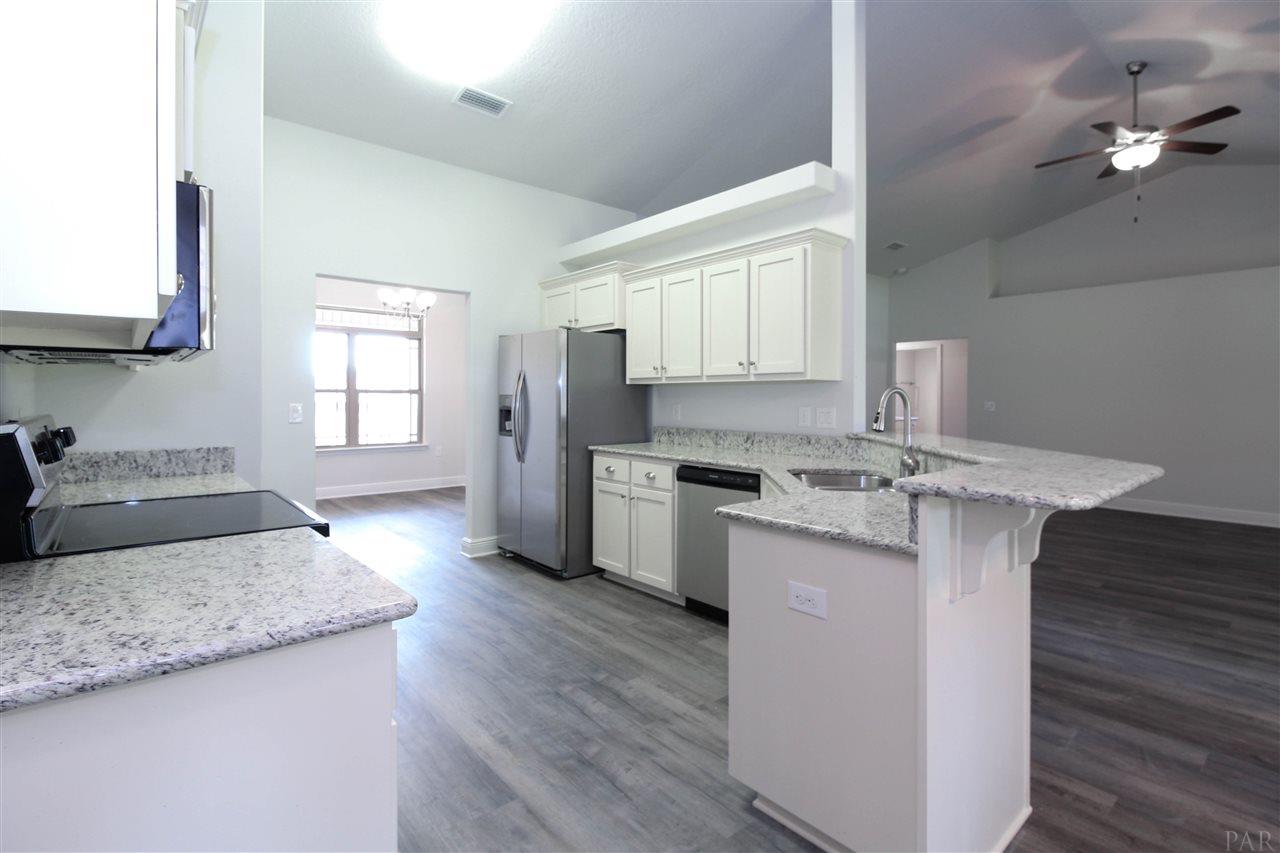 4473 Fort Sumter Road Milton, FL 32583 - Photo 11 of 24