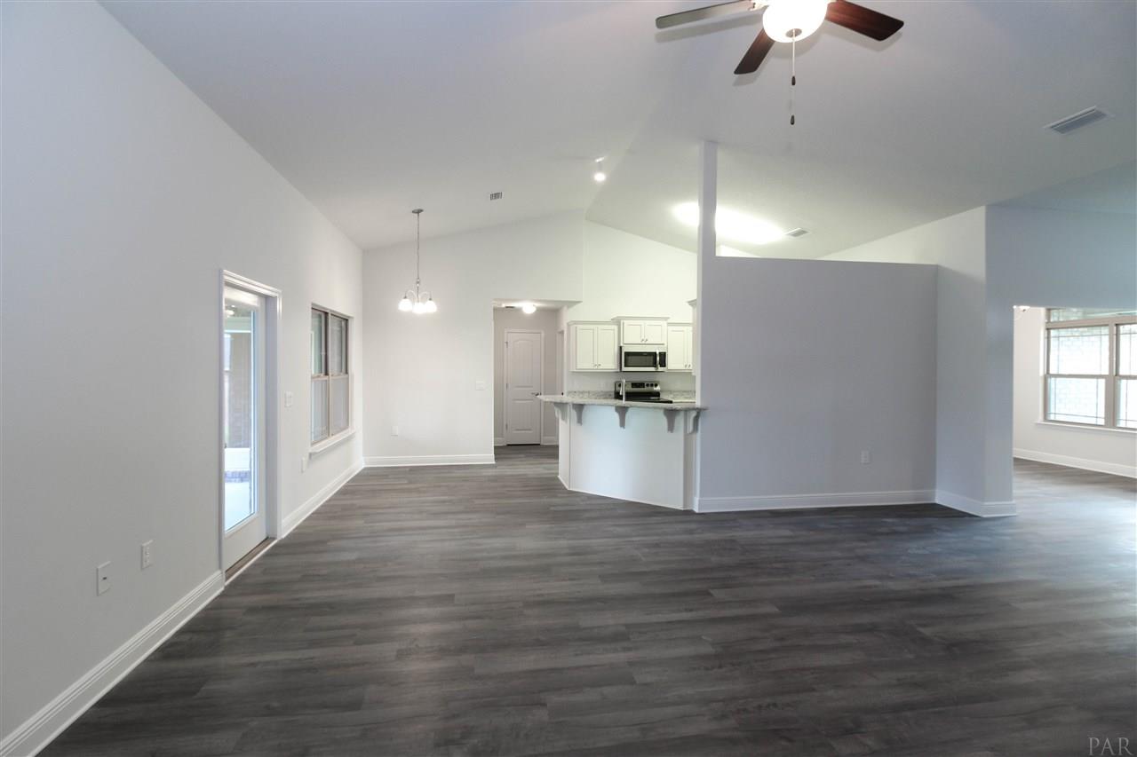 4473 Fort Sumter Road Milton, FL 32583 - Photo 8 of 24