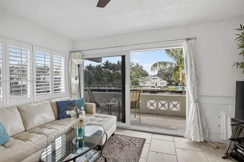 $410,000 | 1000 Southeast 4th Street, Unit 225, Fort Lauderdale, FL 33301