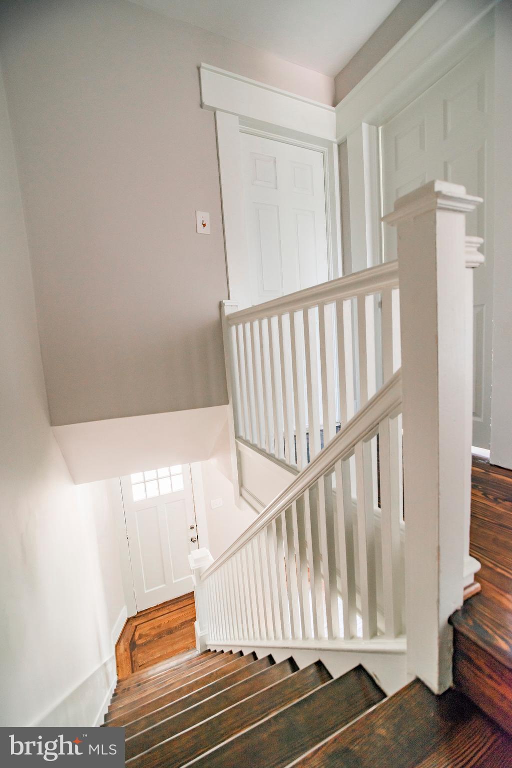 6830 Dunbar Road Baltimore, MD 21222 - Photo 15 of 30 Incredible Railing Detail