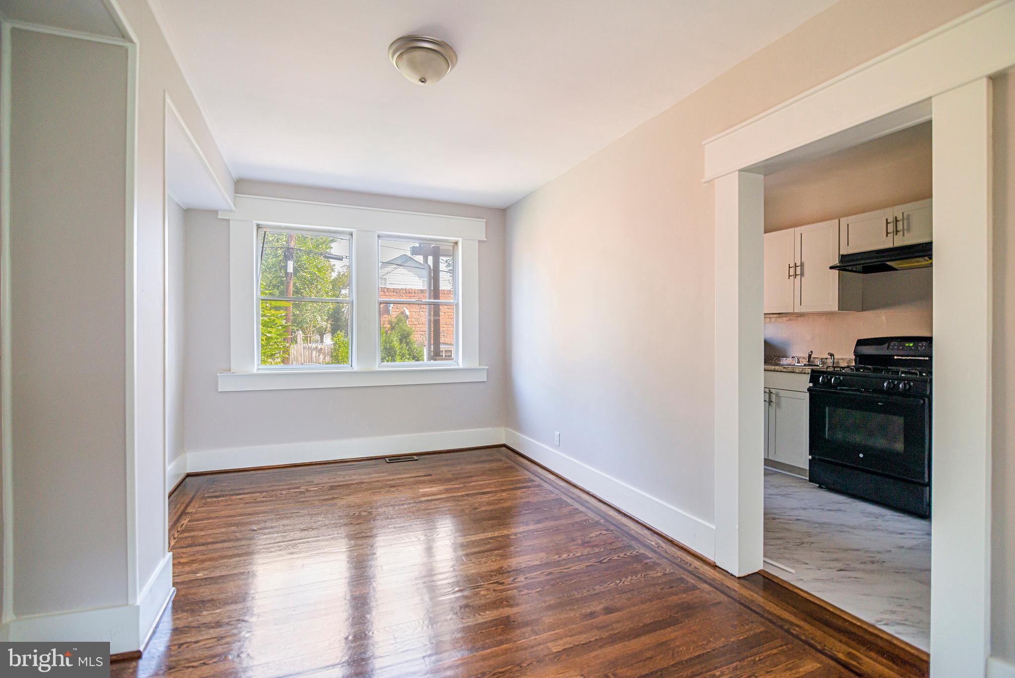 6830 Dunbar Road Baltimore, MD 21222 - Photo 3 of 30 Formal Dining Room