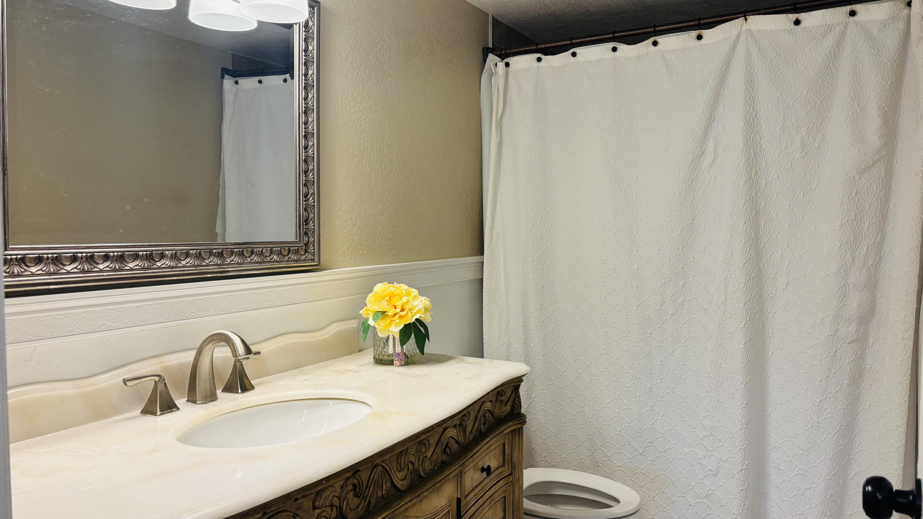 9521 Boca Cove Circle, Unit 505 Boca Raton, FL 33428 - Photo 23 of 28 IMG_0487