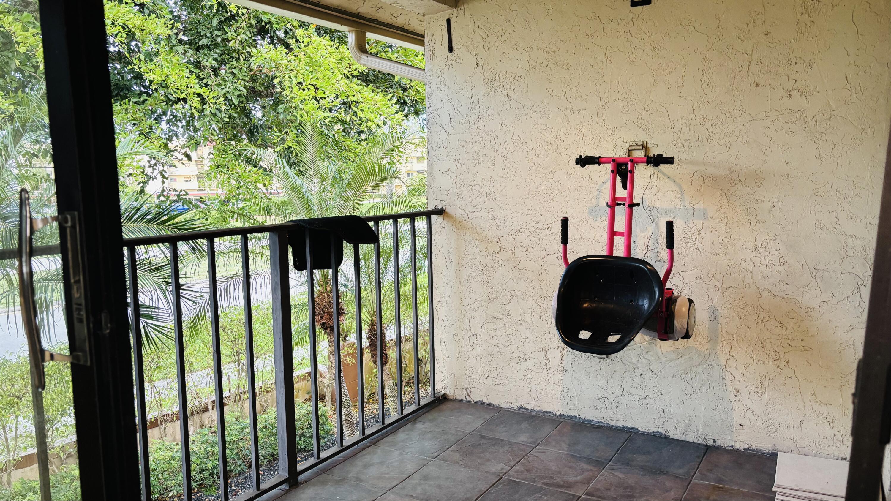 9521 Boca Cove Circle, Unit 505 Boca Raton, FL 33428 - Photo 28 of 28 IMG_0514