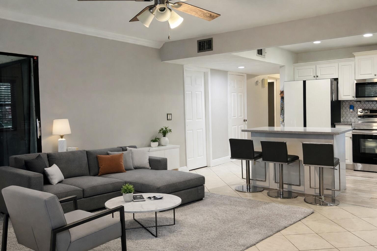 9521 Boca Cove Circle, Unit 505 Boca Raton, FL 33428 - Photo 6 of 28 Virtually staged