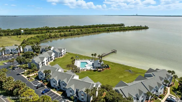 a view of swimming pool and lake view