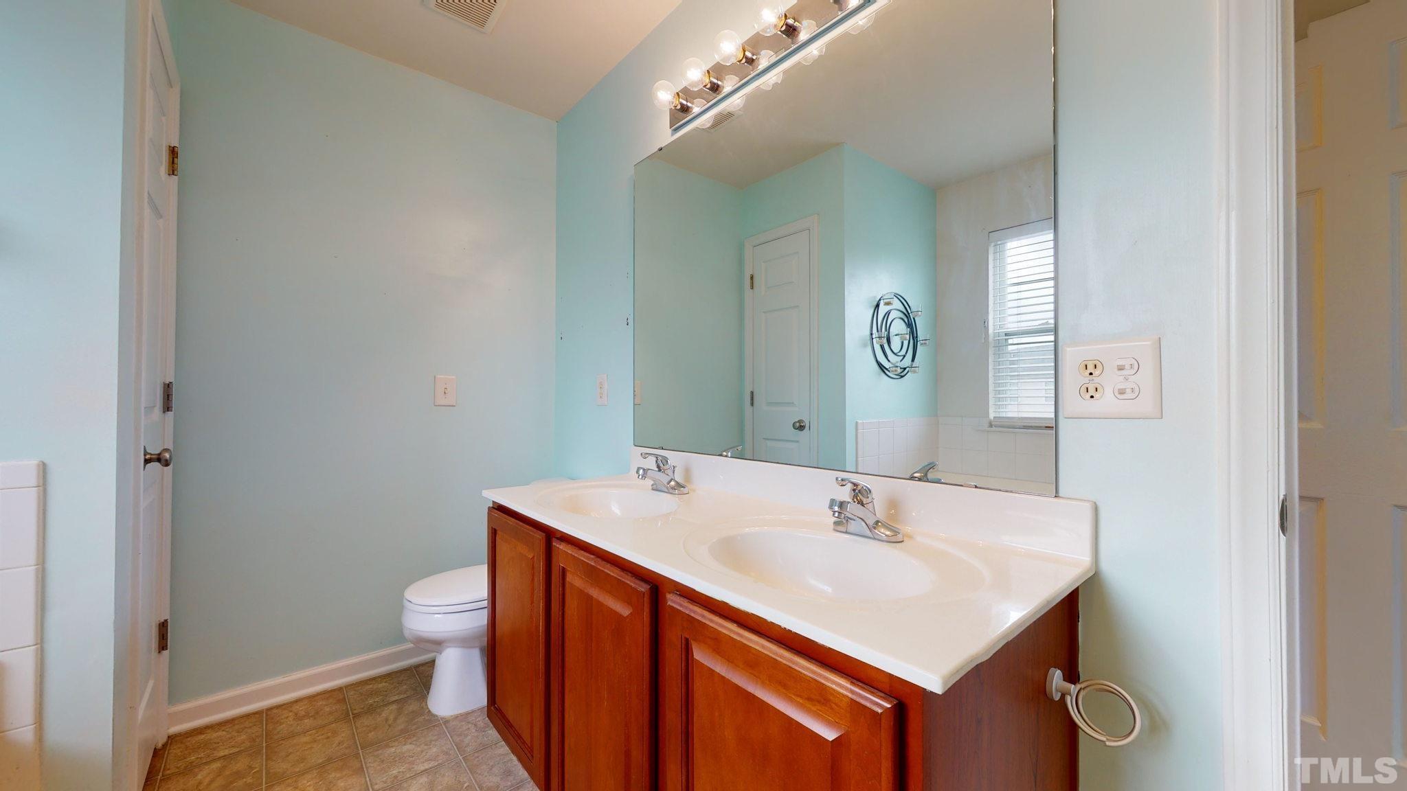 350 Gilman Lane, Unit 105 Raleigh, NC 27610 - Photo 23 of 27 Gallery Image 23