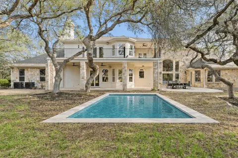 $1,899,000 | 999 Enchanted Oaks Drive, Driftwood, TX 78619